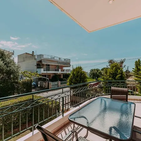 Bessis Apartments Kalamata Exterior photo